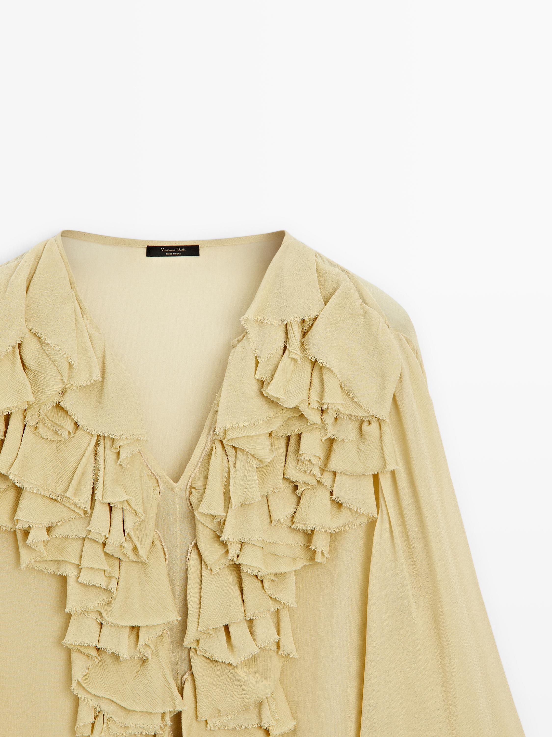 Flowing blouse with ruffled neckline - STUDIO